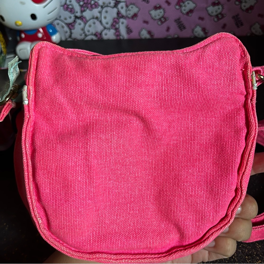 Hello Kitty Purse - Picture 3 of 8